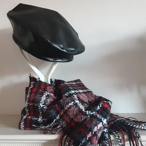 BLACK FRENCH ARTIST BERET
